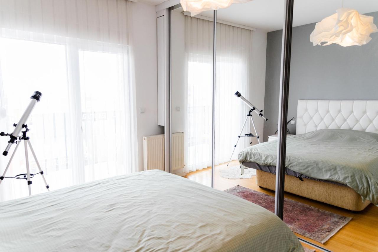Modern Apartment With A View Feels Like Home بريشتاين المظهر الخارجي الصورة